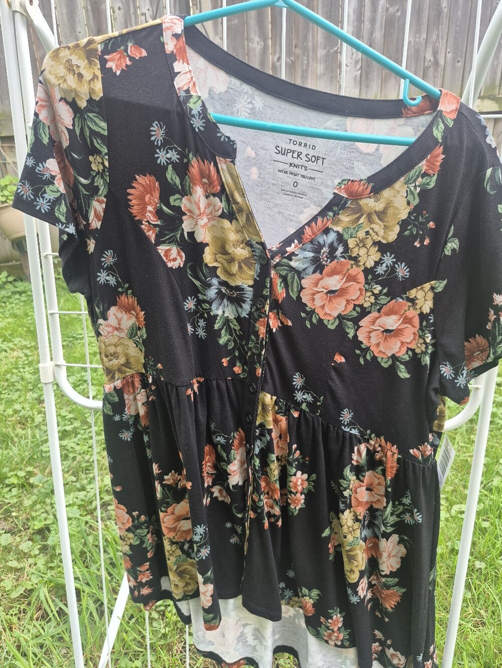 torrid Black Floral Peplum Tunic